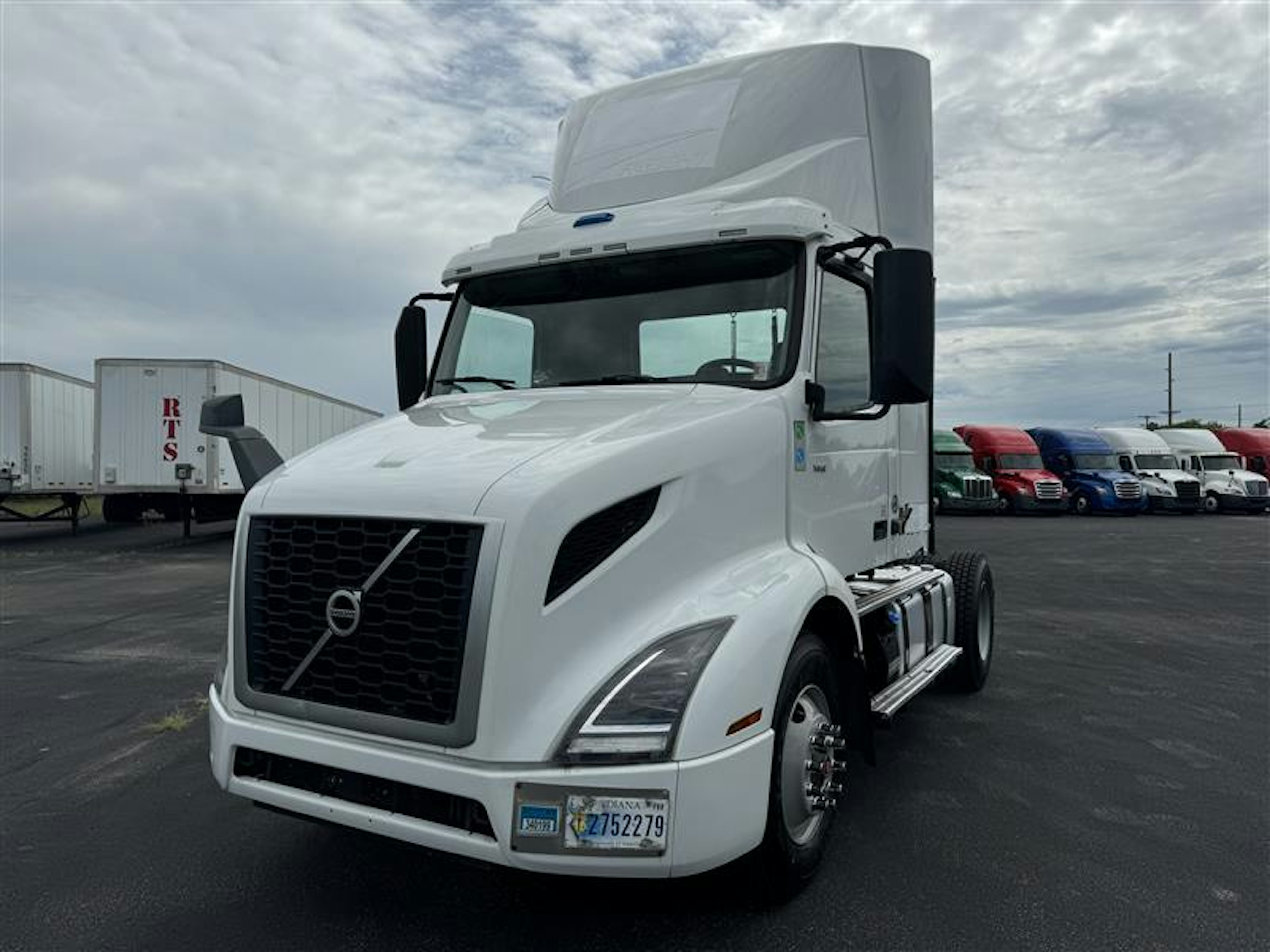 2019 Volvo VNR 300