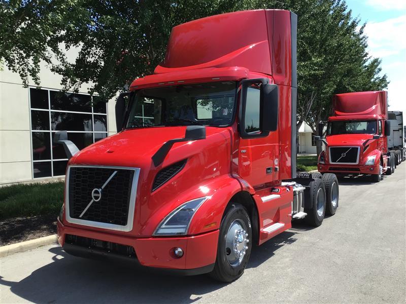 2020 Volvo VNR 300