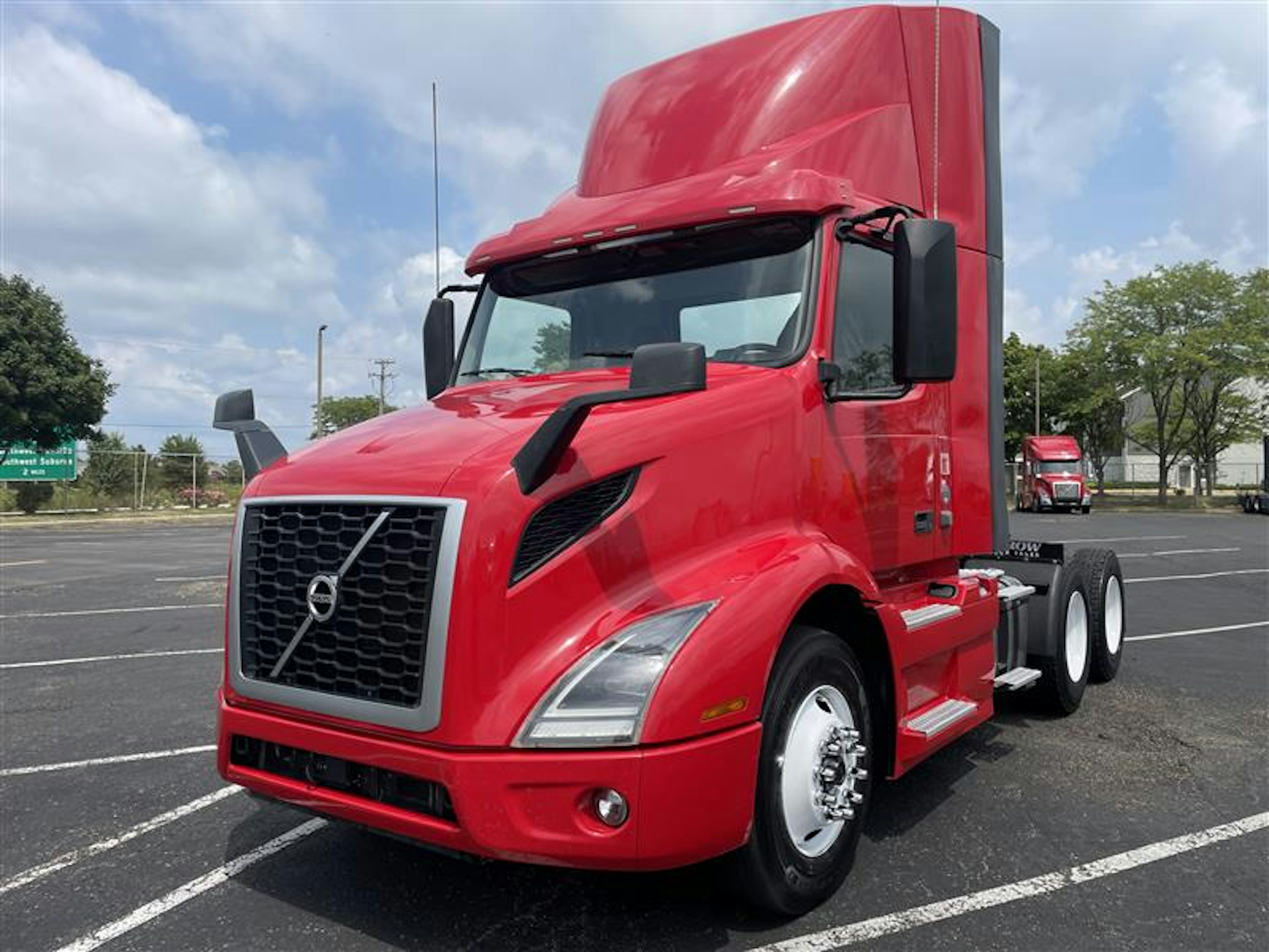 2020 Volvo VNR 300