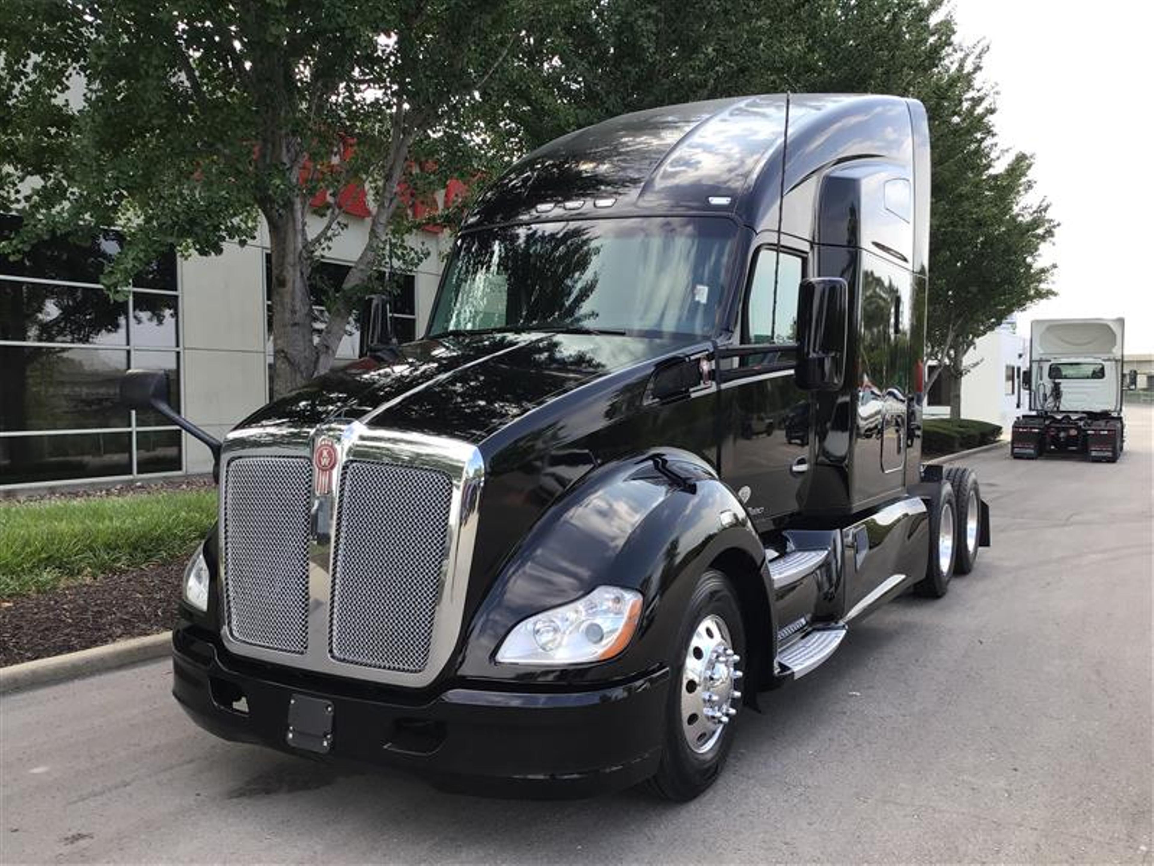 2022 Kenworth T680