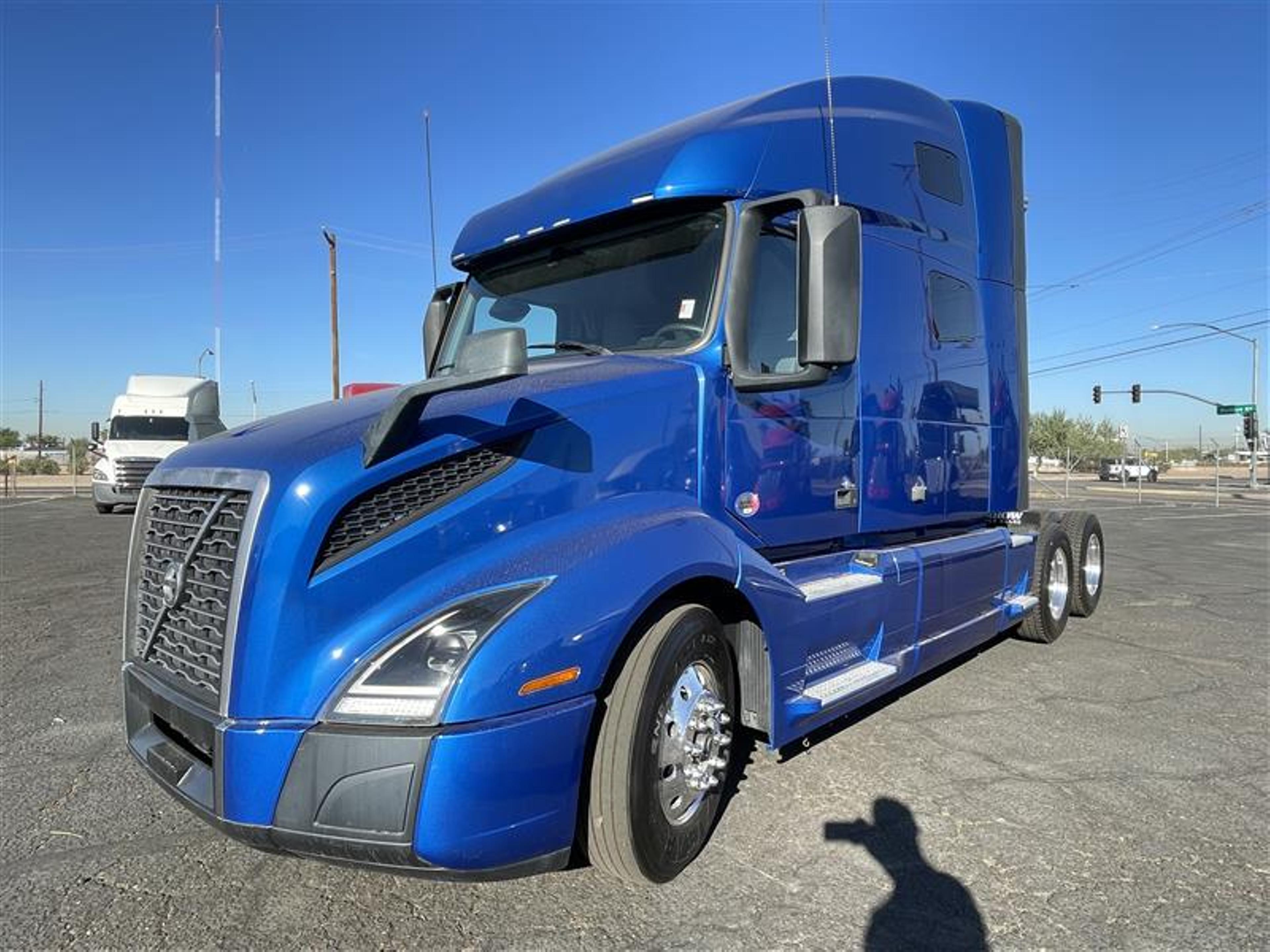 2020 Volvo VNL 760