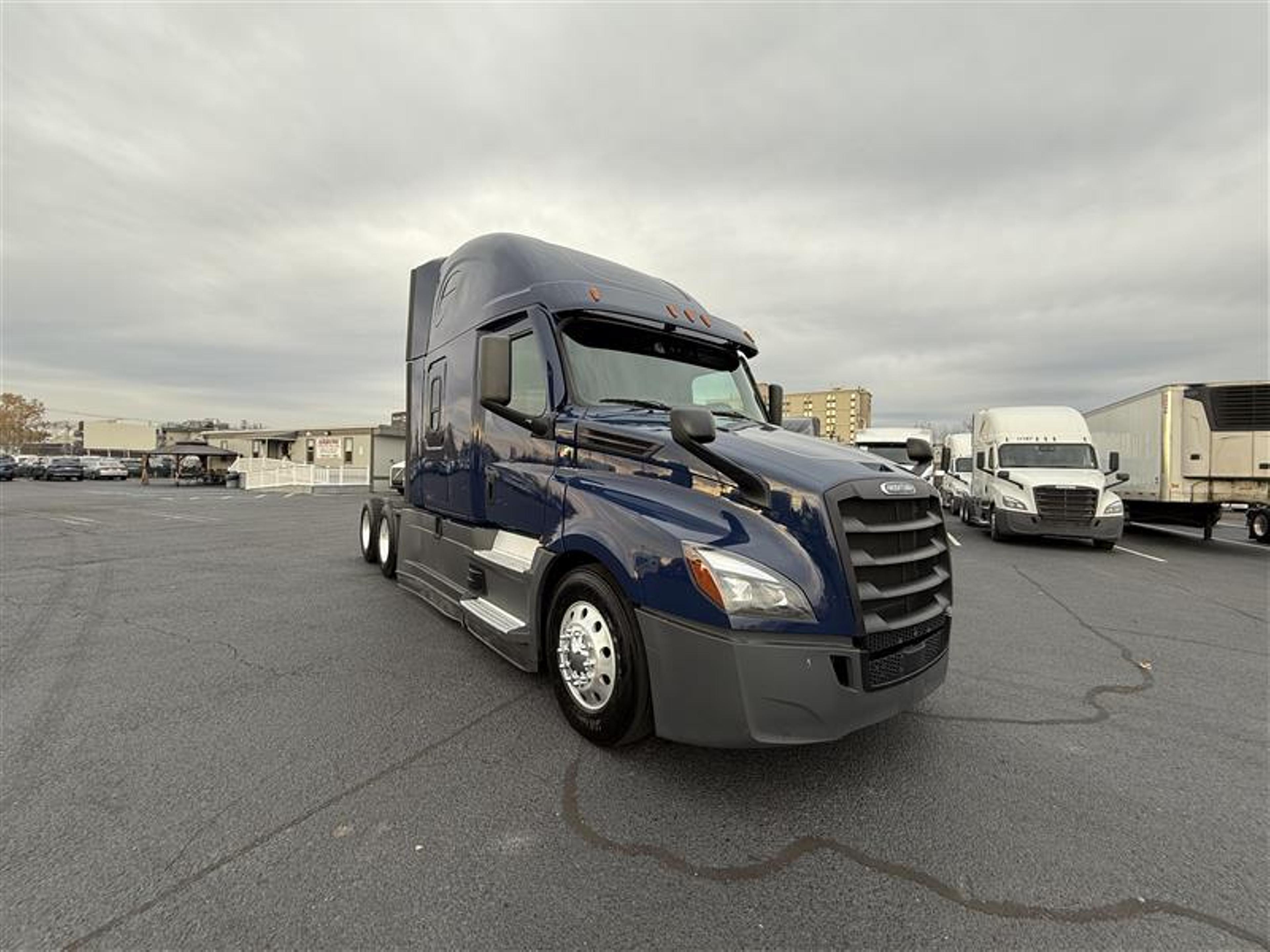 2021 Freightliner Cascadia