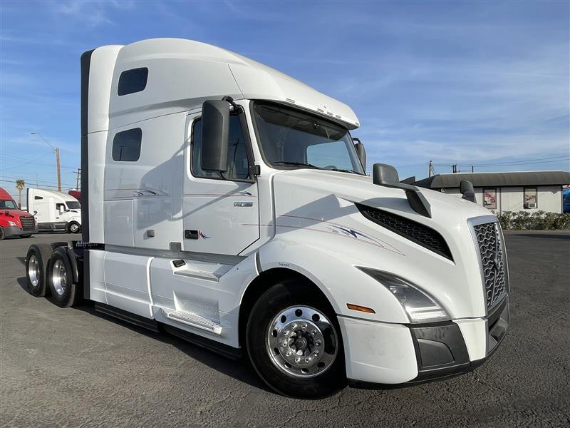 2021 Volvo VNL 760