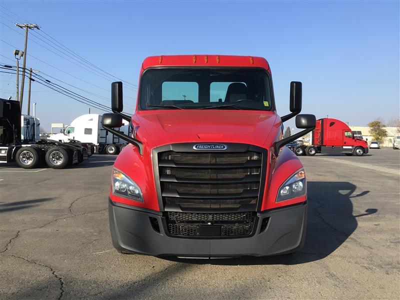 2020 Freightliner Cascadia