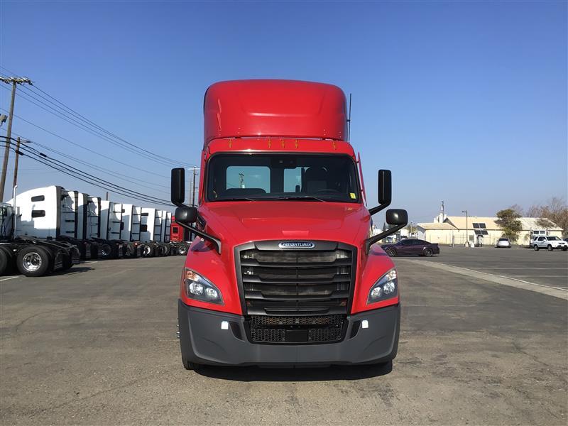 2021 Freightliner Cascadia