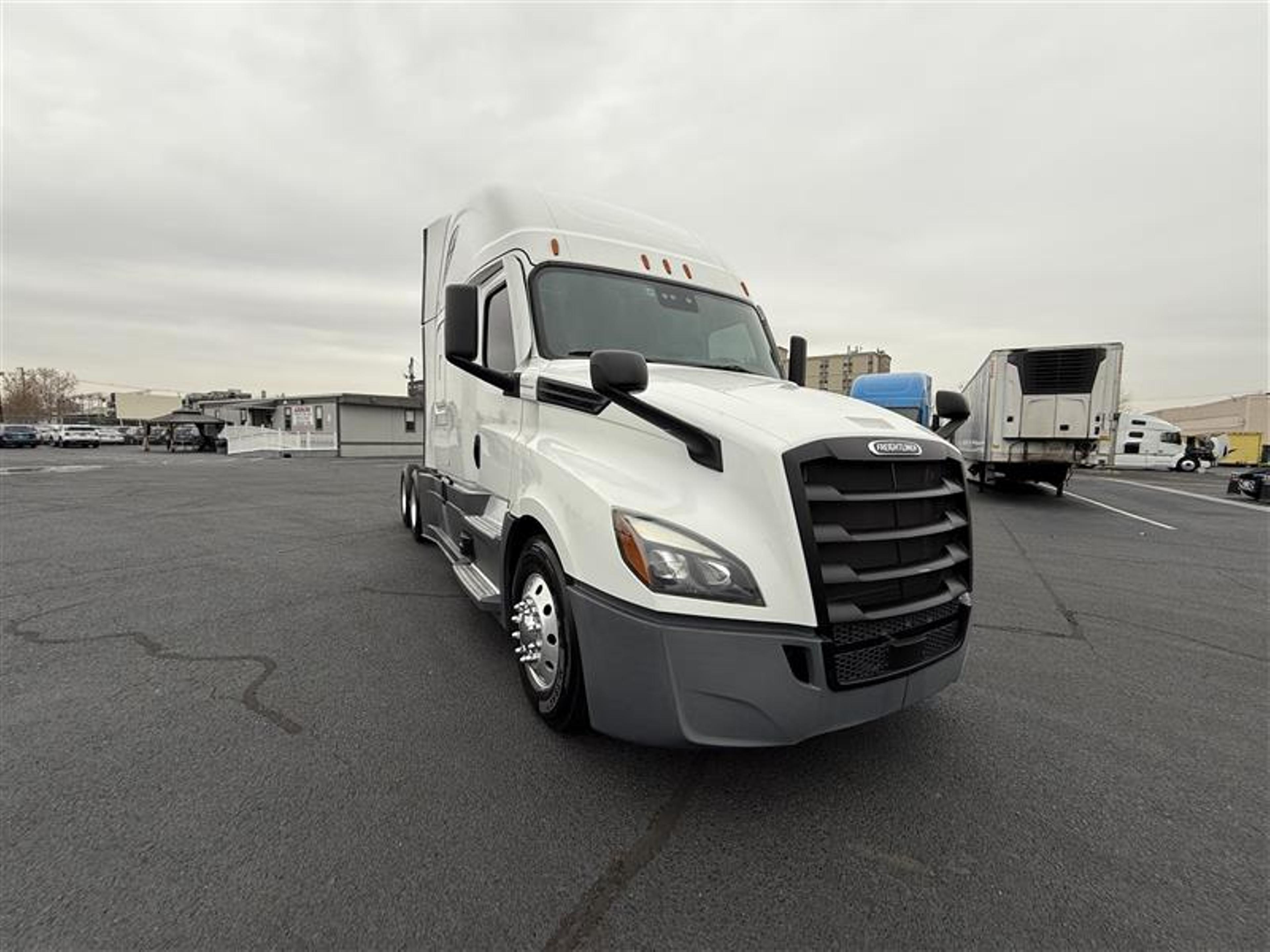 2021 Freightliner Cascadia