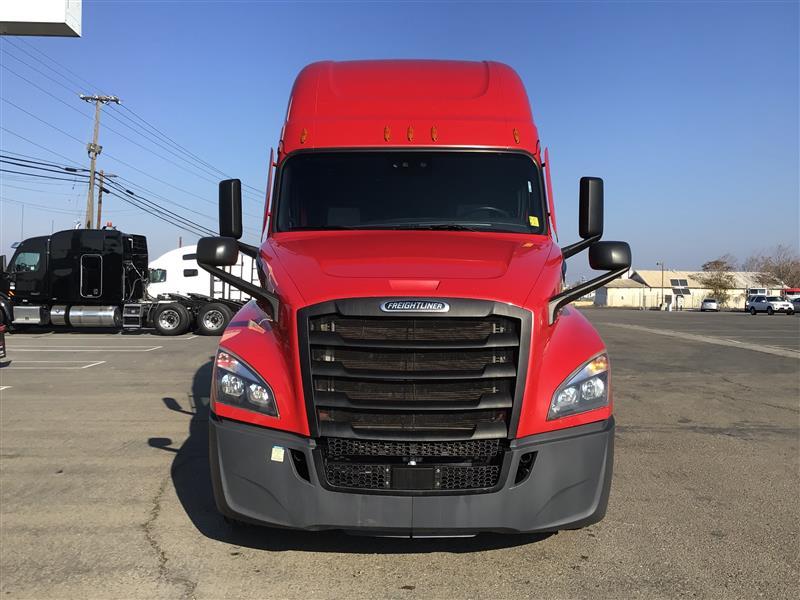 2022 Freightliner Cascadia