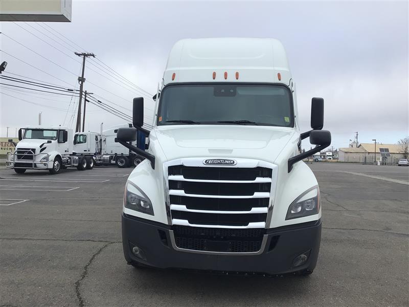 2021 Freightliner Cascadia