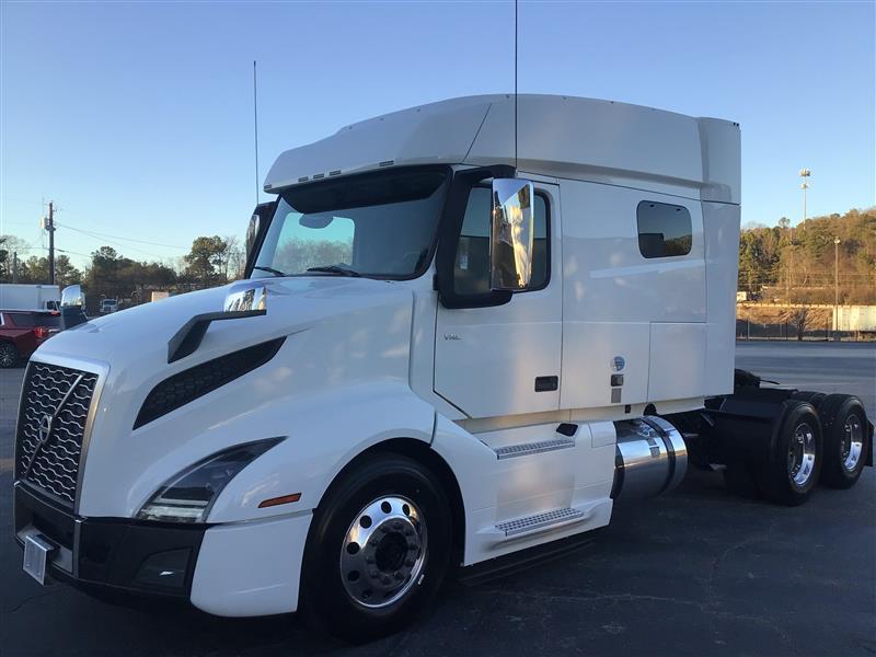 2021 Volvo VNL 740