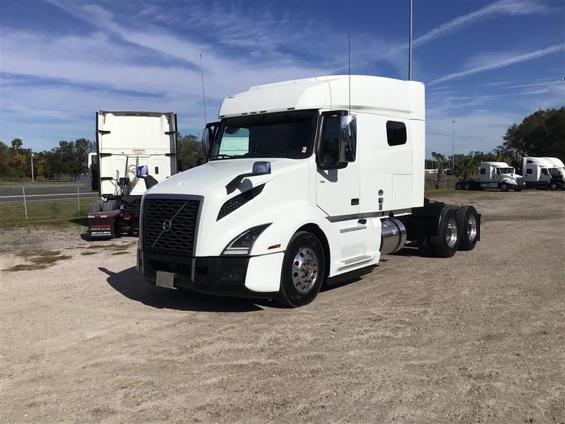 2021 Volvo VNL 740