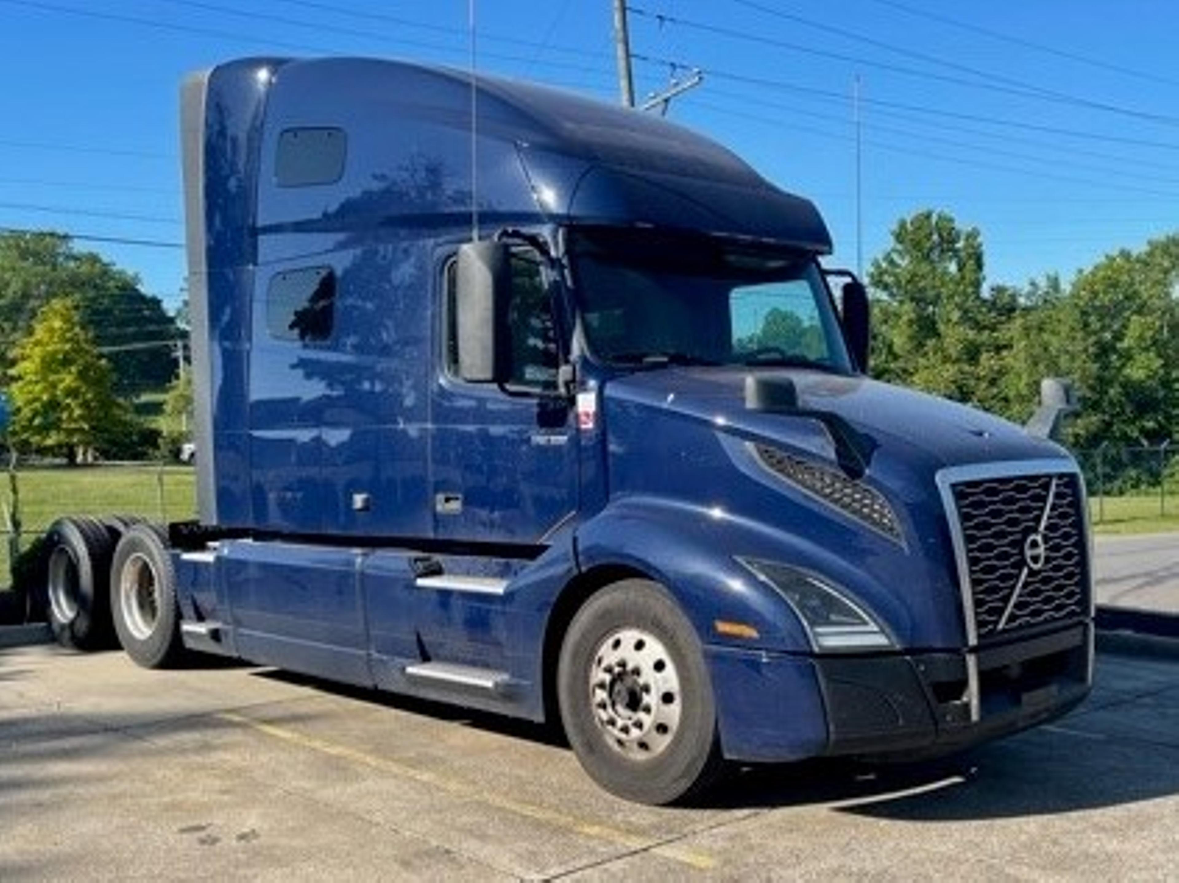 2021 Volvo VNL 760