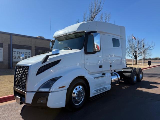 2021 Volvo VNL 740