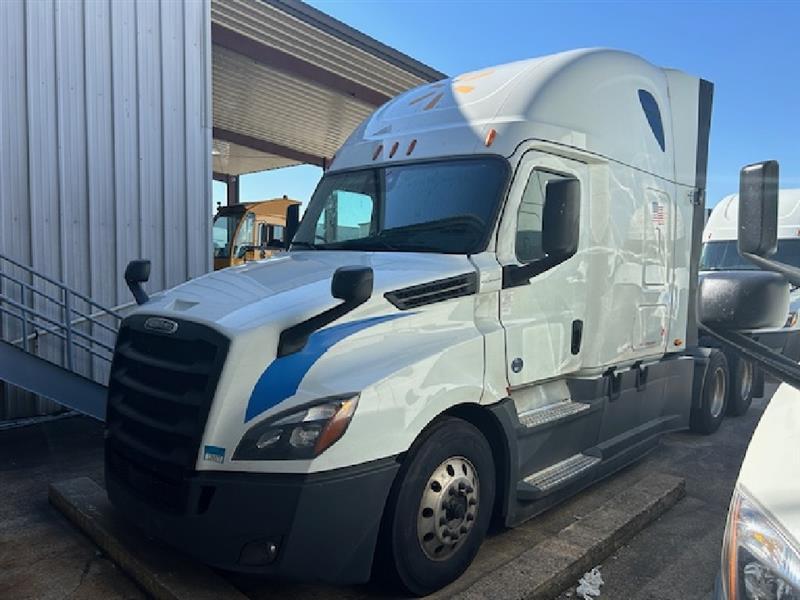 2020 Freightliner Cascadia