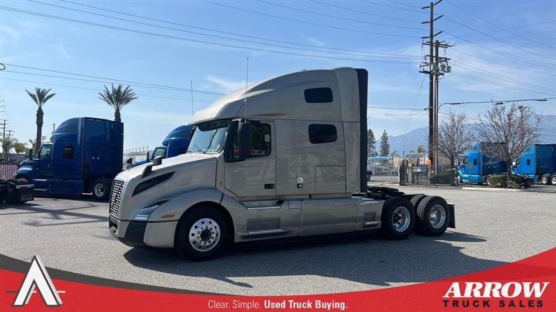 2022 Volvo VNL 760