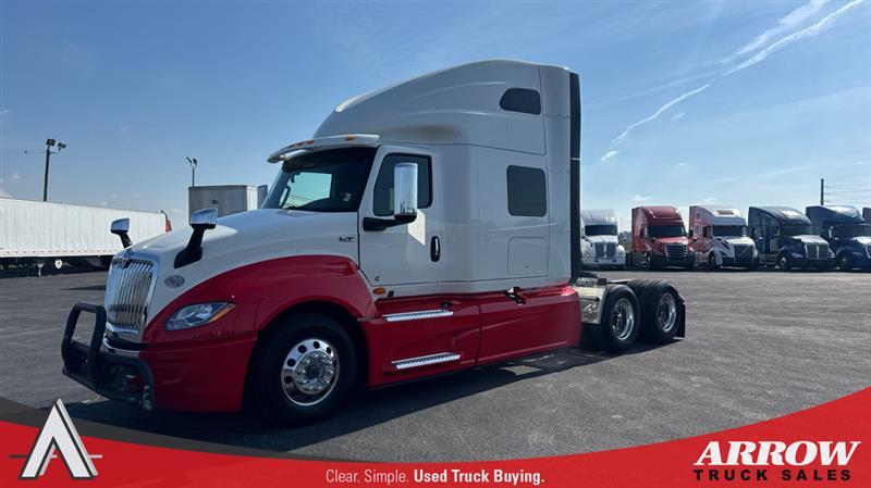 2022 International LT625