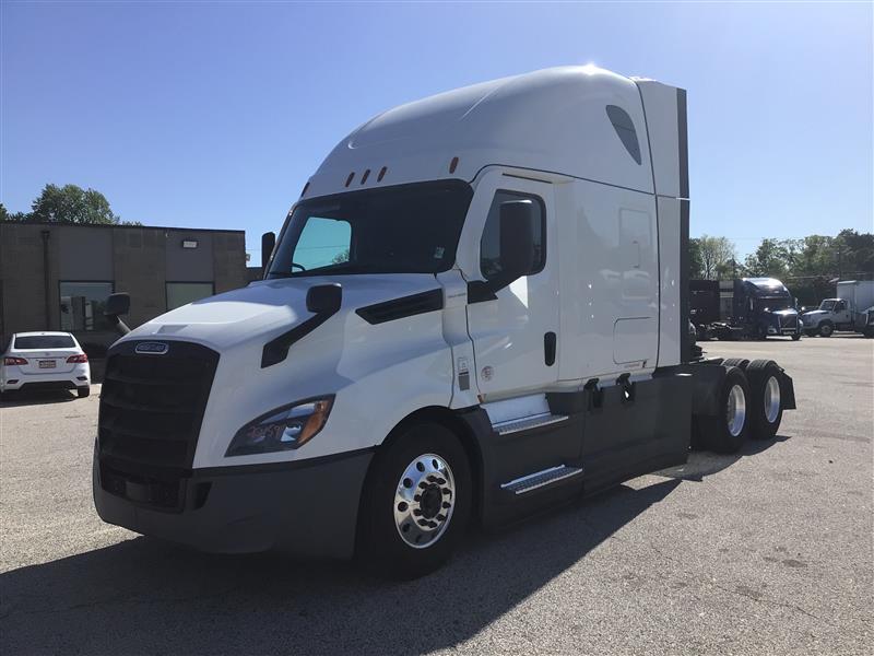 2020 Freightliner Cascadia