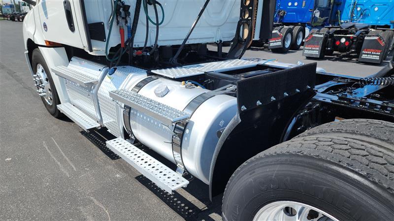 2020 Freightliner Cascadia