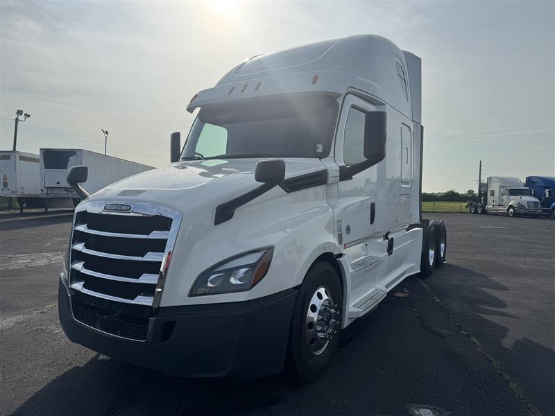 2020 Freightliner Cascadia