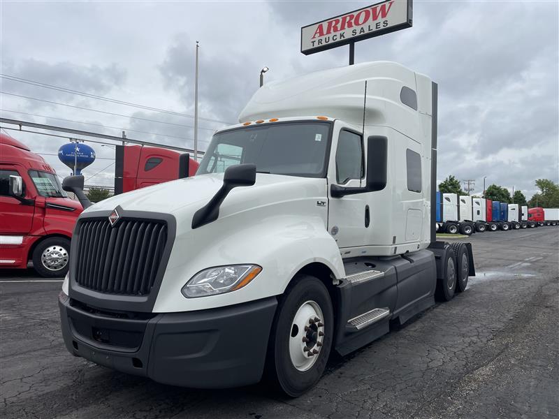 2022 International LT625