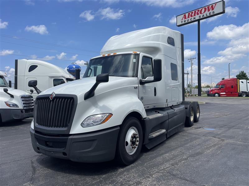 2022 International LT625