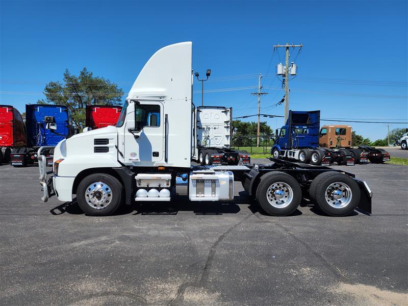 2024 Mack AN64T