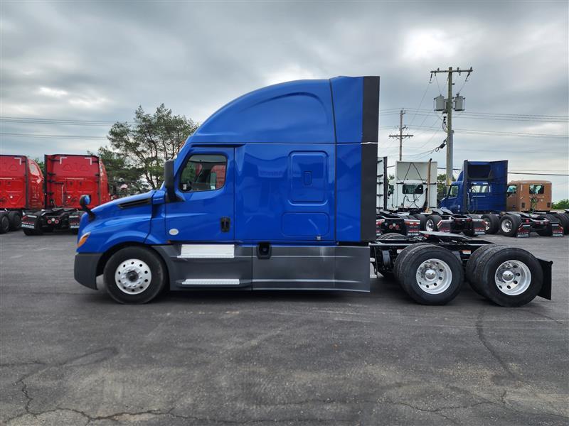 2022 Freightliner Cascadia