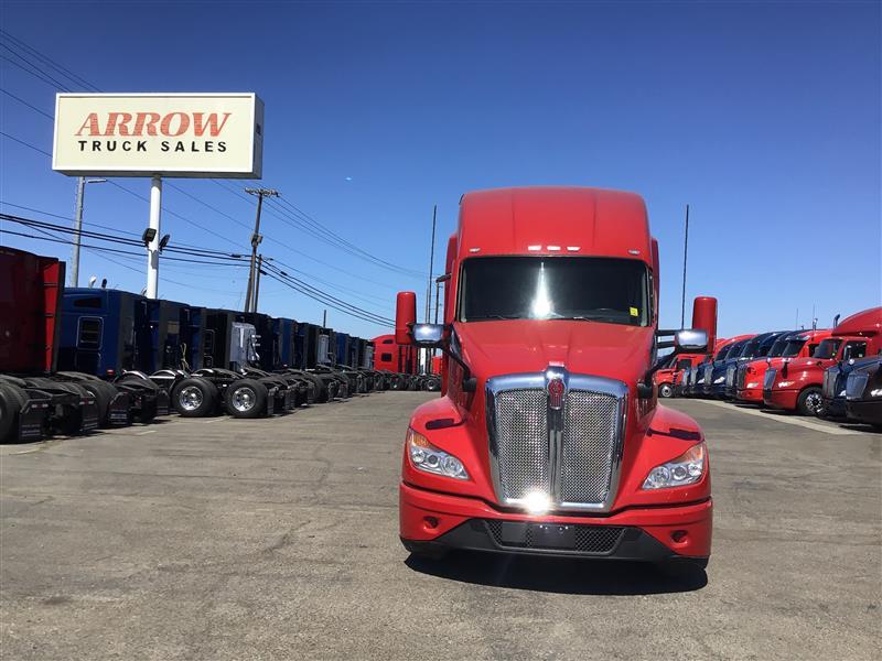 2023 Kenworth T680