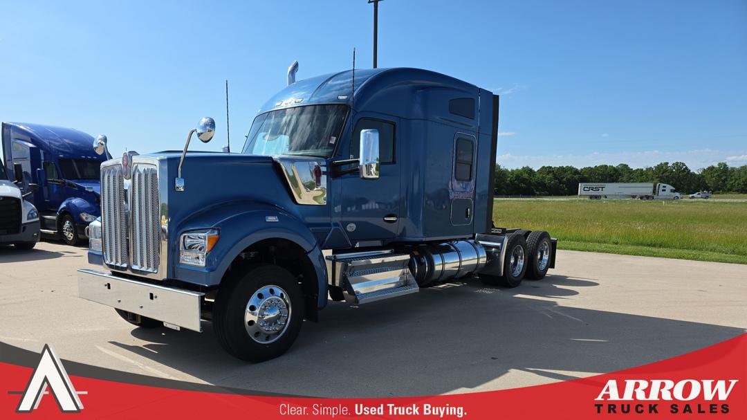 2021 Kenworth Kenworth W990