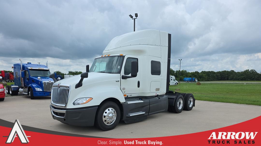 2022 International LT625