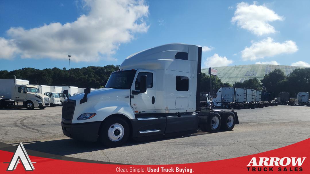 2022 International LT625