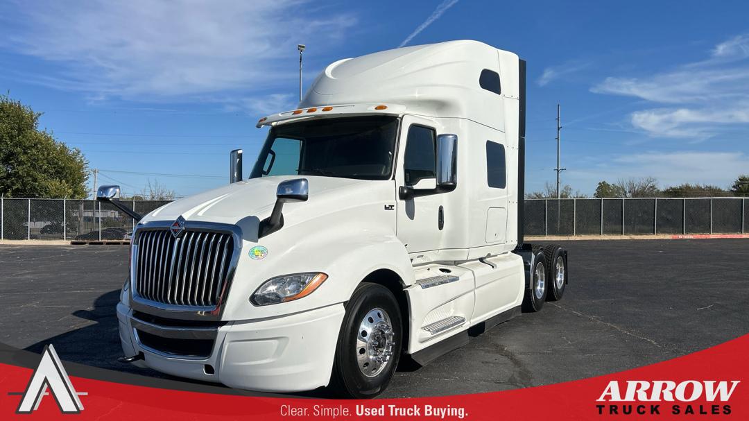 2022 International LT625