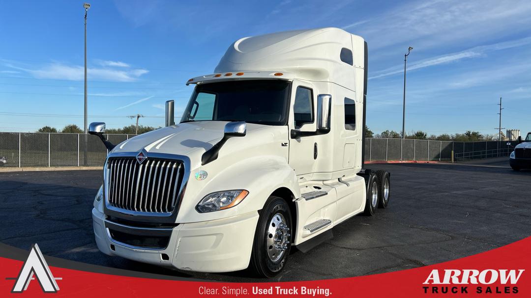 2022 International LT625