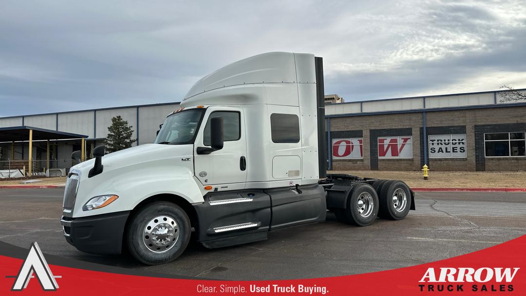 2022 International LT625