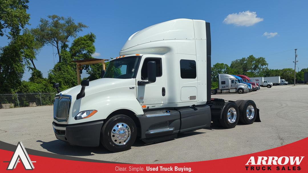 2022 International LT625