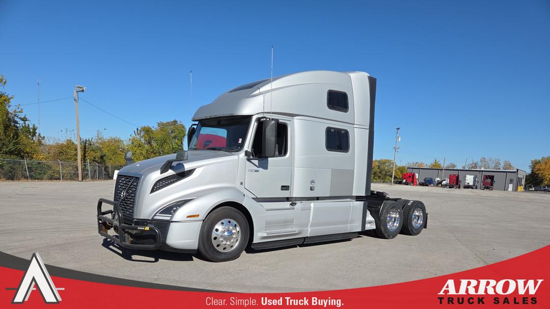 2022 Volvo VNL 860