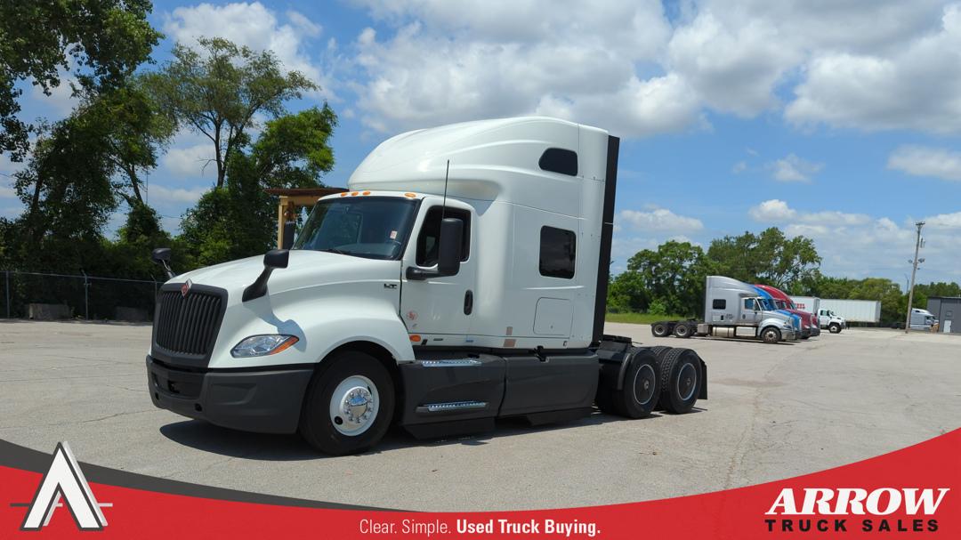 2022 International LT625