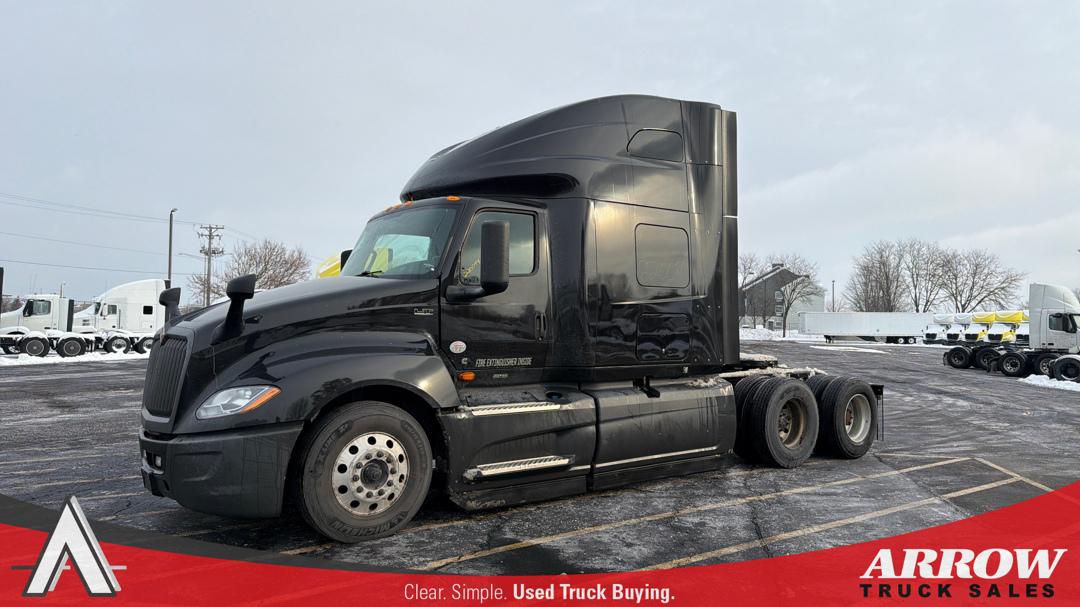 2022 International LT