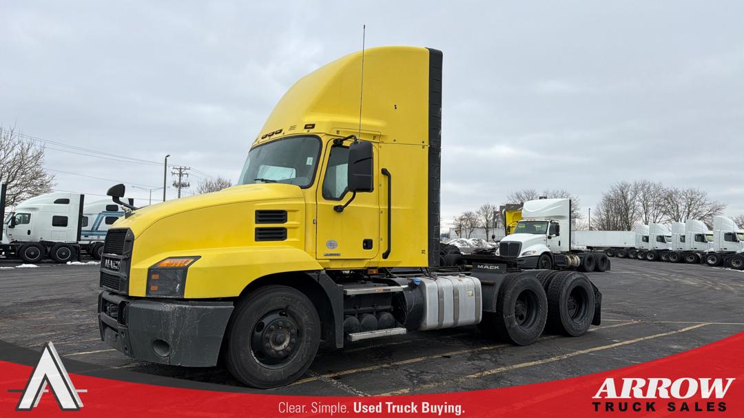 2022 Mack AN64T