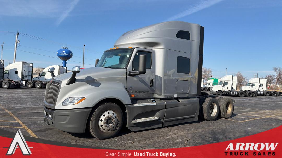 2022 International LT