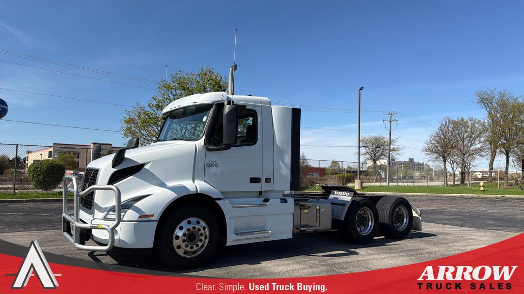 2023 Volvo VOLVO VNR64T DAY CAB