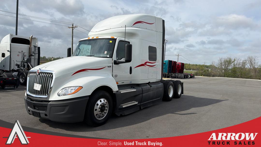 2022 International LT