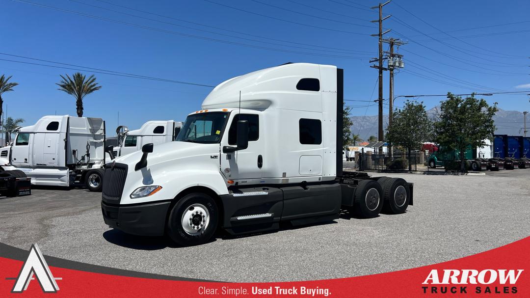 2022 International LT625