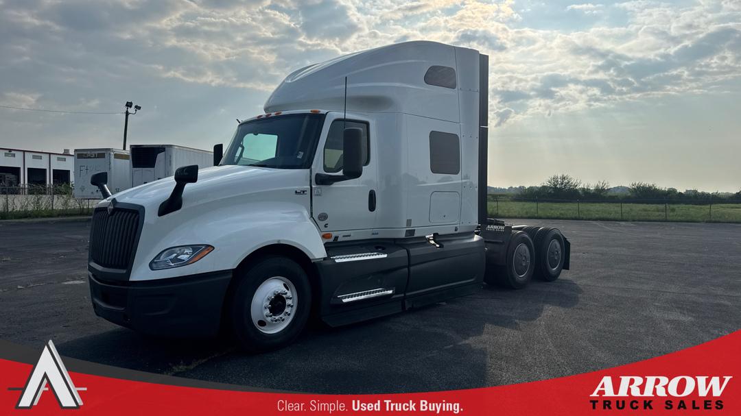 2022 International LT625