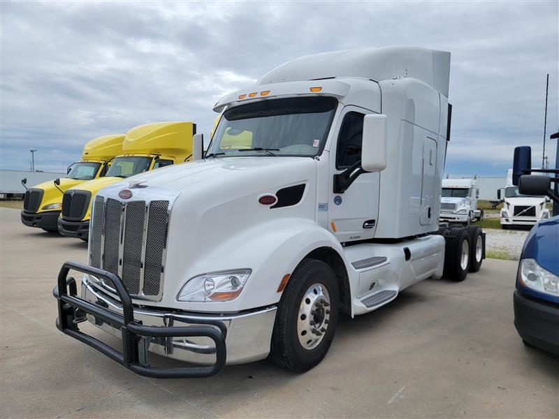 2021 Peterbilt 579