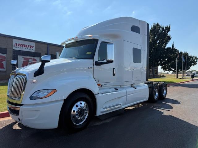 2022 International LT625