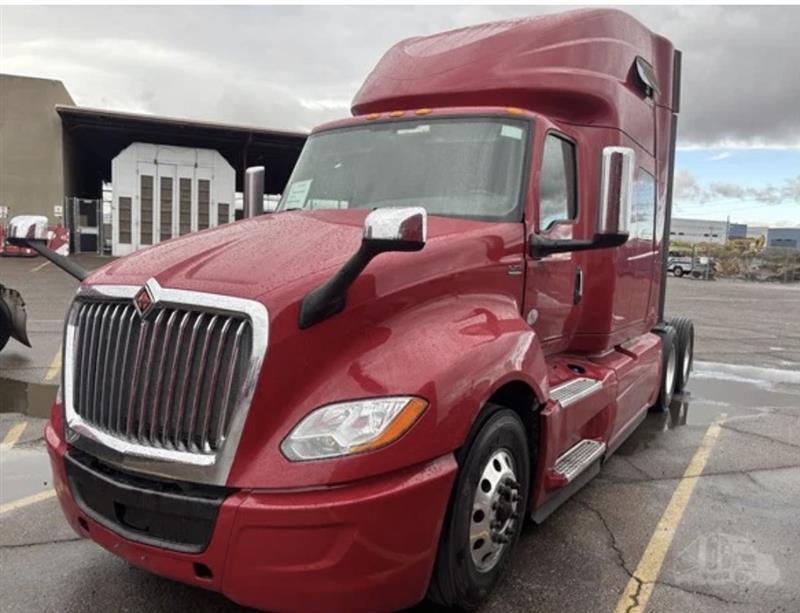 2022 International LT625