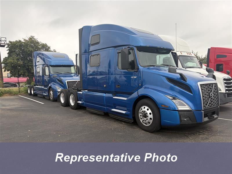 2022 Volvo VNL 860